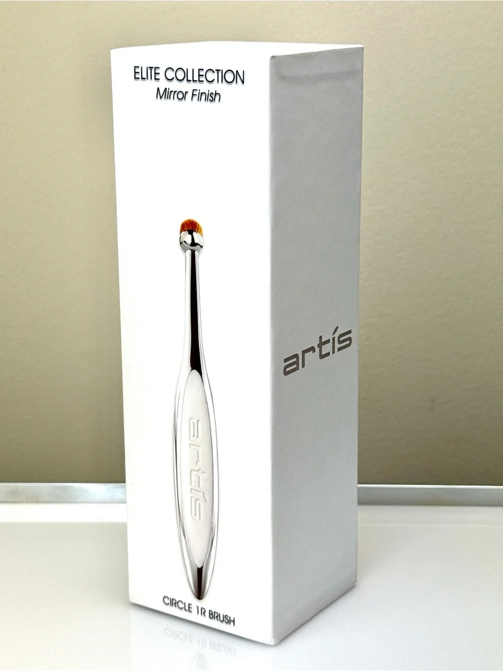 Artis Elite Collection Mirror Finish Circle 1R Brush